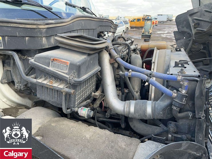 2012-international-durastar-4300-image-32