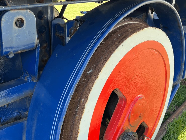 frick-steam-locomotive-with-track-image-43