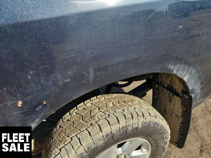 2013-dodge-3500-image-37