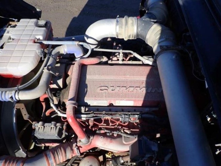 2013-kenworth-t800-image-30