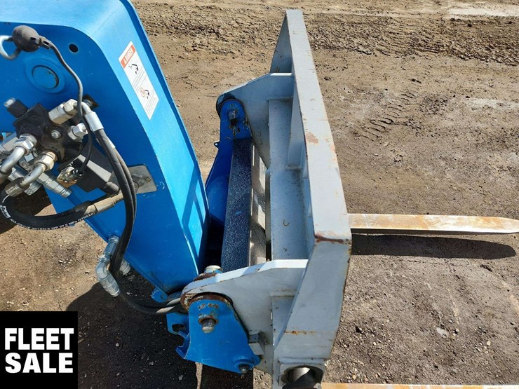 2010-genie-gth5519-image-28