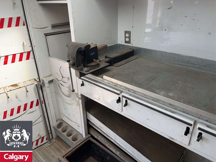 2012-international-durastar-4300-image-26