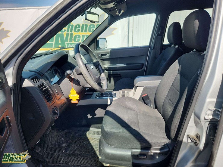 2008-ford-escape-image-19