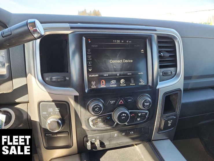 2013-dodge-3500-image-12