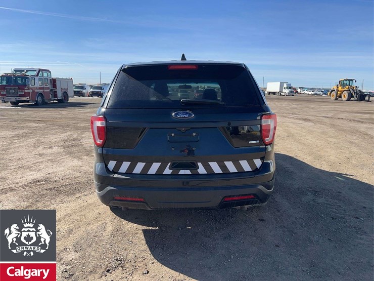 2018-ford-explorer-image-4