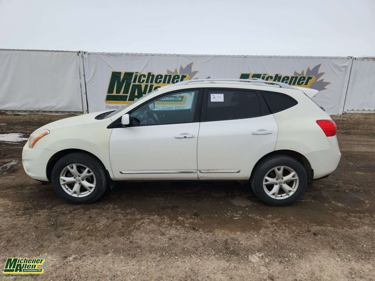 2013-nissan-rogue-image-6