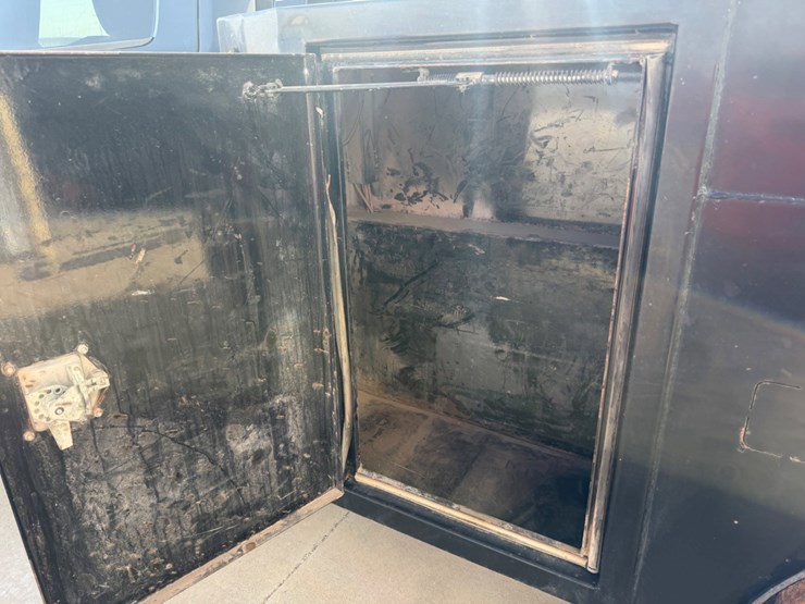 2015-ram-3500-tradesman-image-6