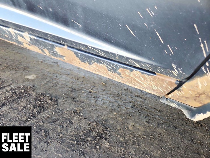 2013-dodge-3500-image-32