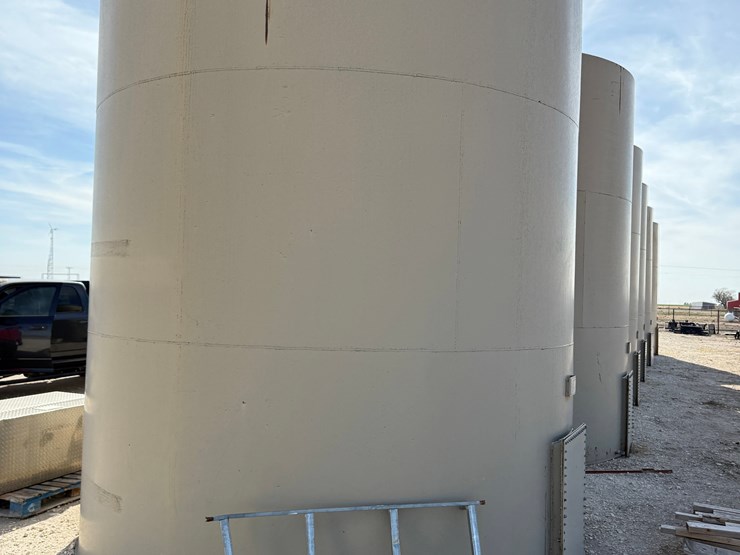 2007-crall-products-12’-dia-x-15’-h-300-bbl-crude-oil-storage-tank-image-3