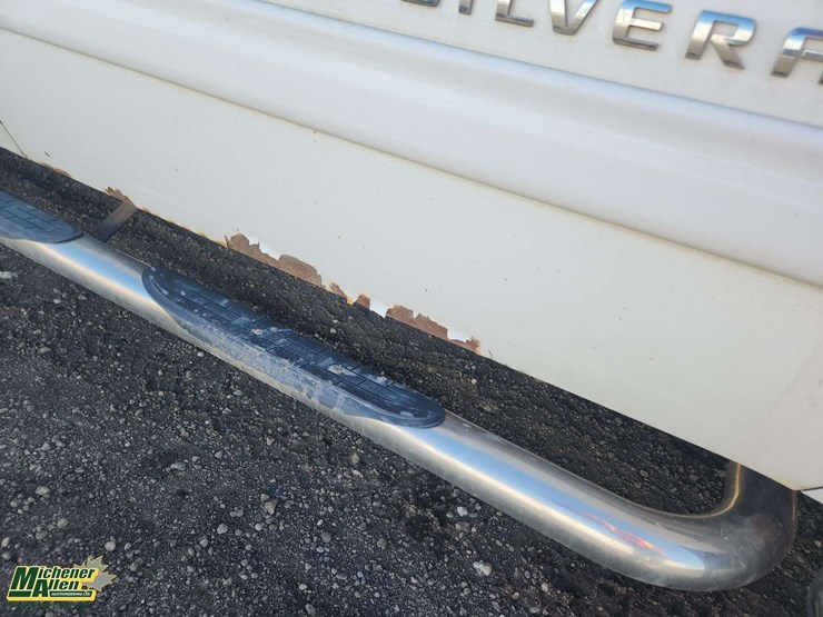 2010-chevrolet-silverado-1500-image-31