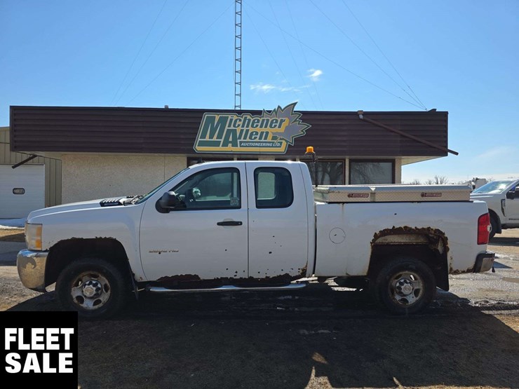 2010-chevrolet-silverado-2500hd-image-6