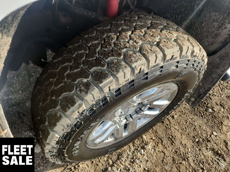 2019-chevrolet-silverado-3500hd-image-27