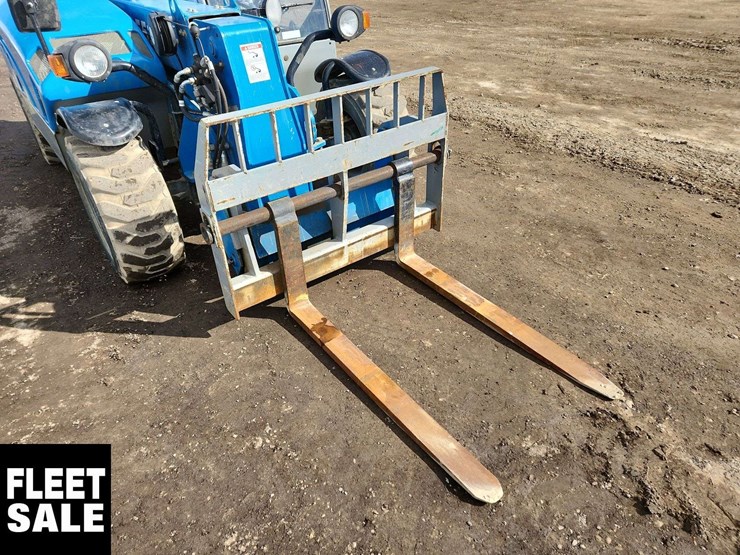 2010-genie-gth5519-image-14