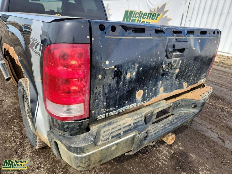 2010-gmc-sierra-2500hd-image-42