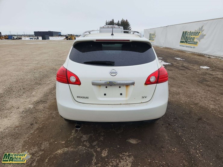 2013-nissan-rogue-image-7