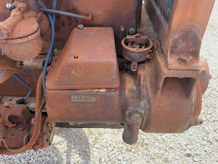 moline-universal-image-13