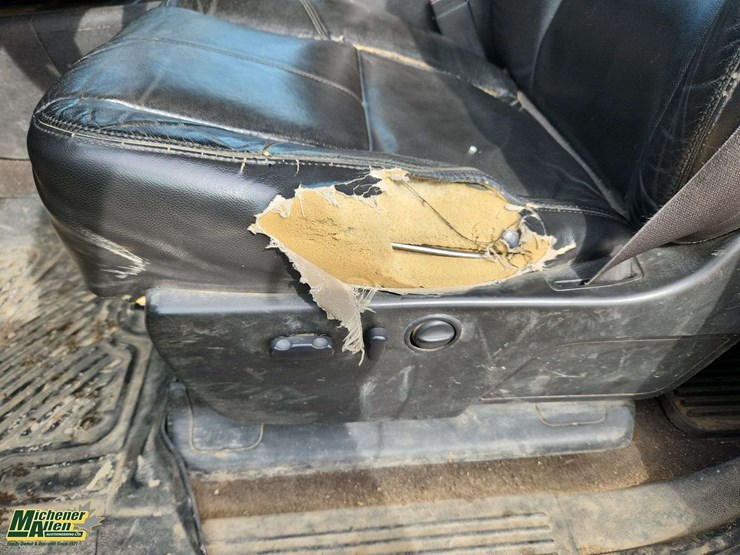 2010-gmc-sierra-2500hd-image-19