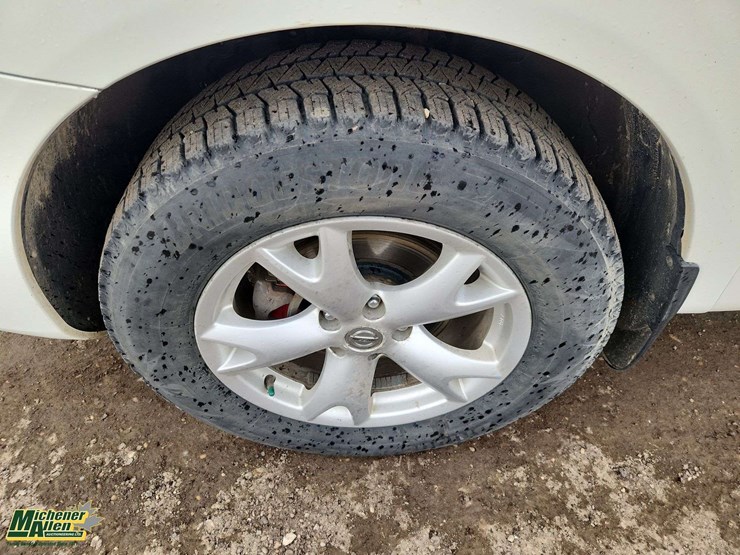 2013-nissan-rogue-image-10