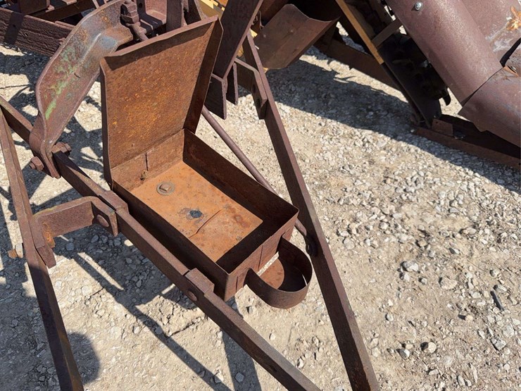 1926-john-deere-corn-picker-image-43