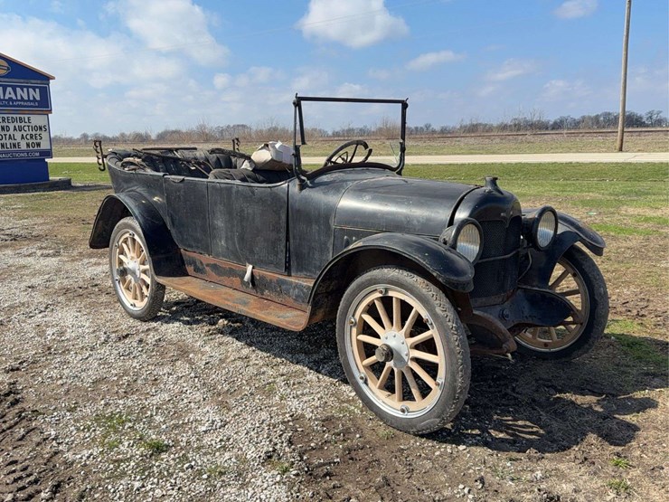 1916-moline-knight-mk-40-image-1