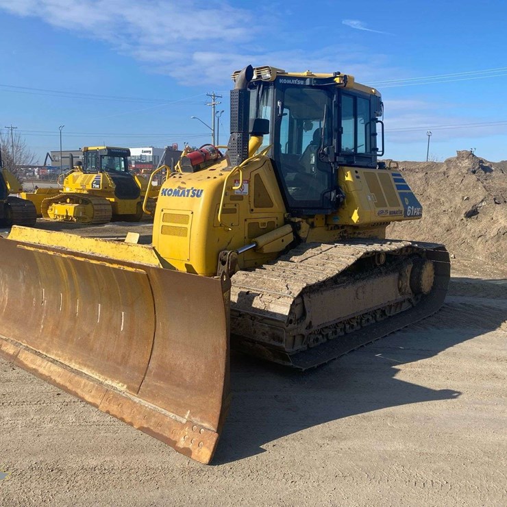 2017 KOMATSU D61PX-24