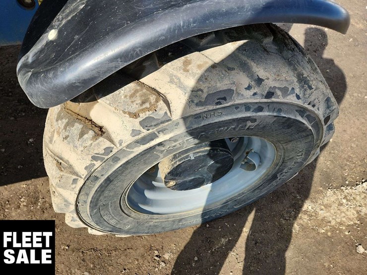 2010-genie-gth5519-image-24