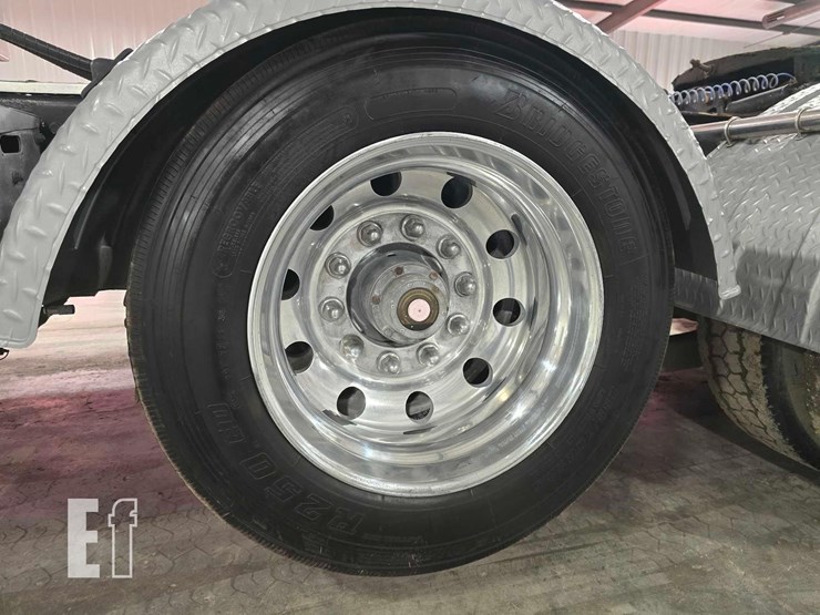 2004-international-paystar-5900-image-30