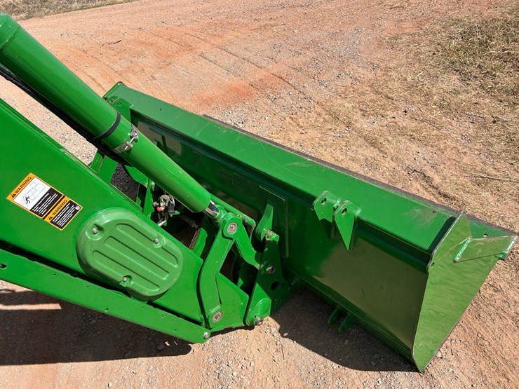 2018-john-deere-6145r-image-4