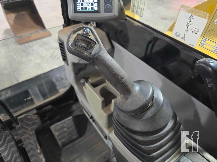 2016-caterpillar-308e2-cr-image-18