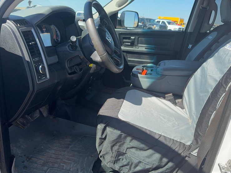 2015-ram-2500-hd-image-11