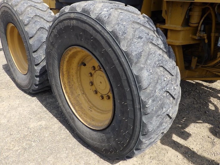 caterpillar-140h-image-51