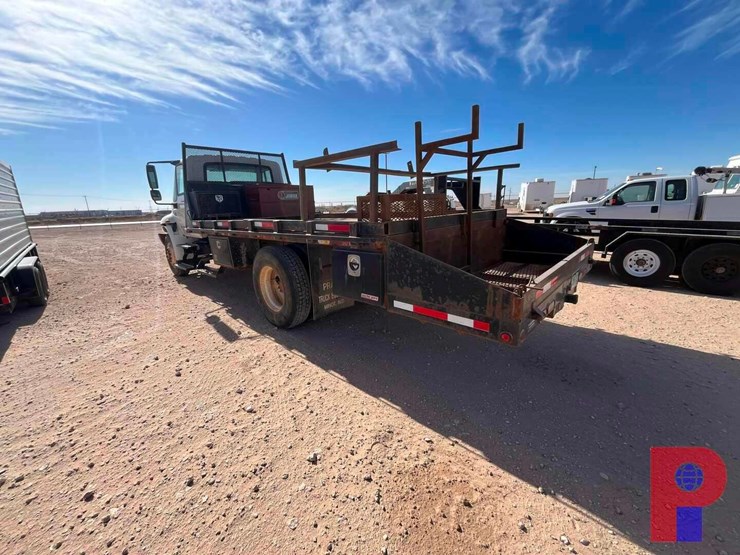 2007-international-durastar-4200-image-3