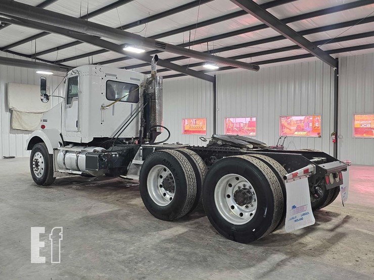 2008-kenworth-t800-image-4