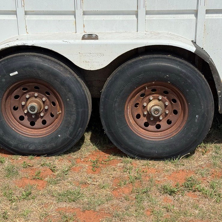 2002 Travalong Livestock Trailer