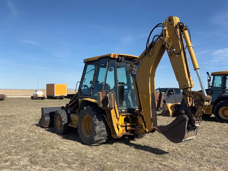 caterpillar-420d-image-7