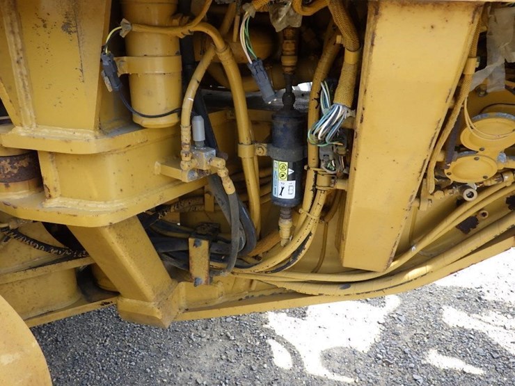 caterpillar-140h-image-44