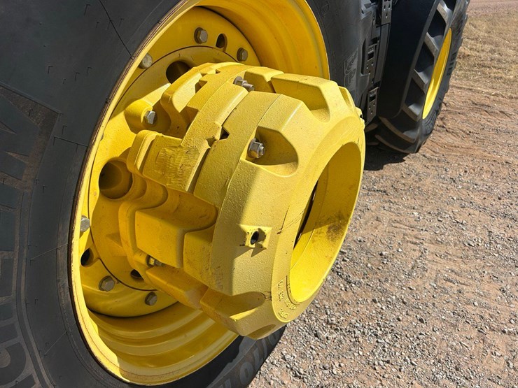 2013-john-deere-7200r-image-10