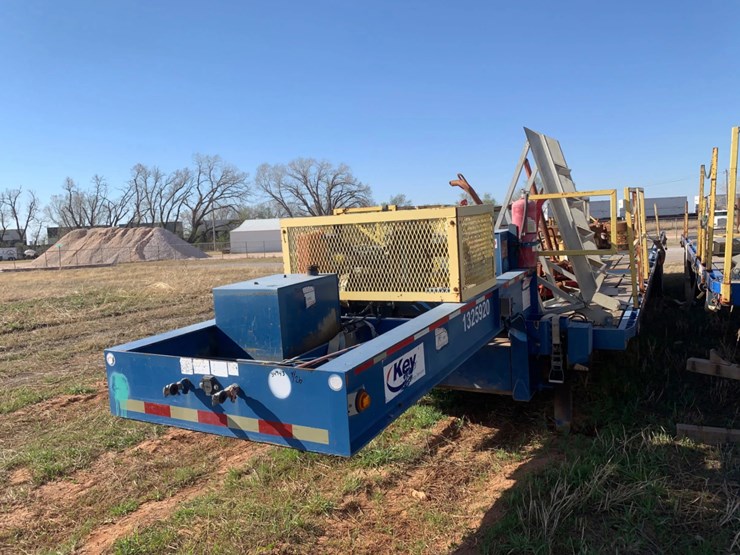 2013-emi-40-sd252-hydraulic-catwalk-pipe-handler-trailer-image-2