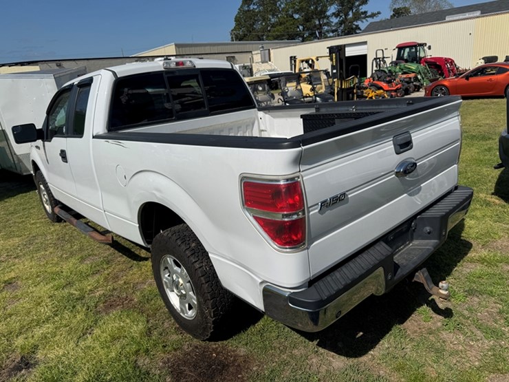 2014-ford-f150-xlt-image-4