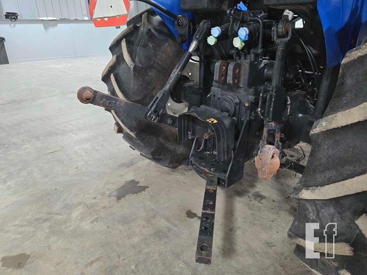 new-holland-tn75a-image-9
