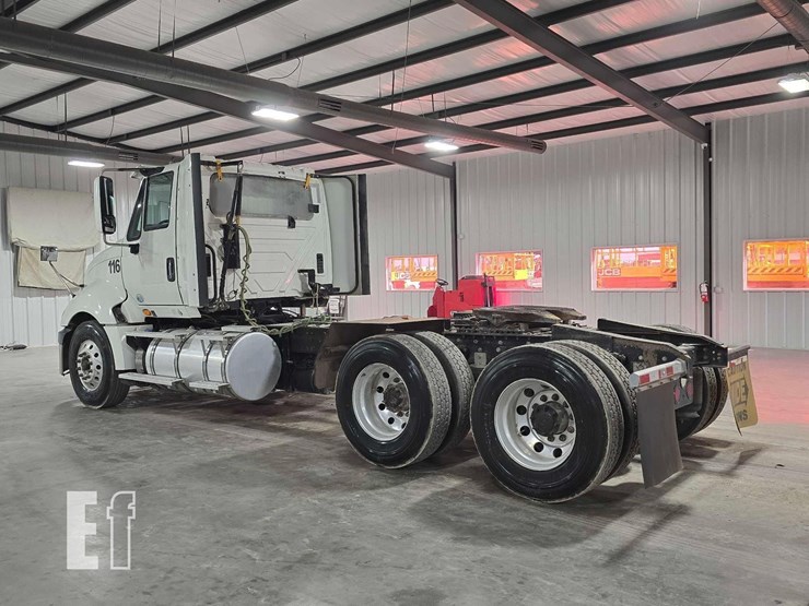 2017-international-prostar-image-4