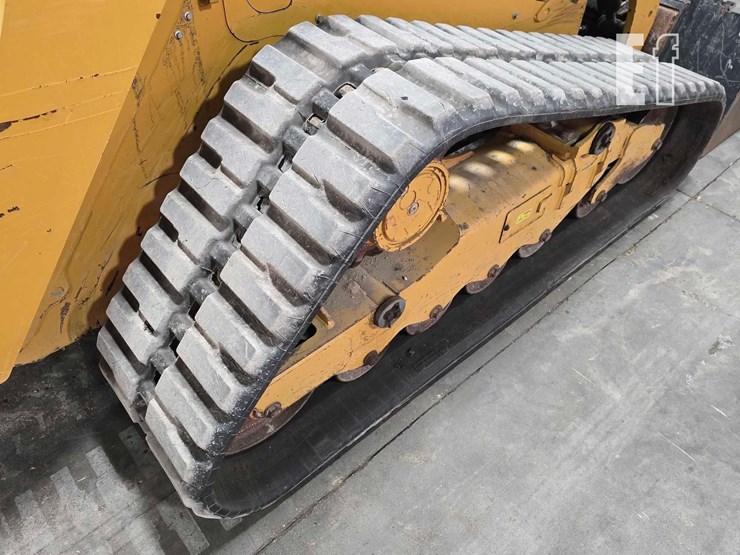 2022-caterpillar-289d3-image-36