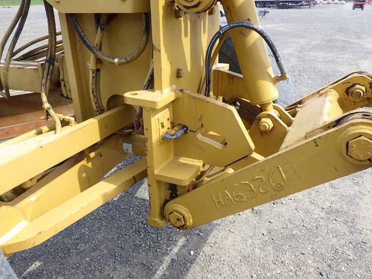 caterpillar-140h-image-33