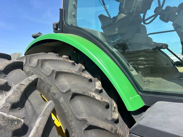 2017-john-deere-8270r-image-13