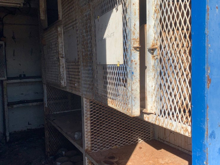 15’-l-x-8’-w-x-9’-t-skidded-tool-house-image-5