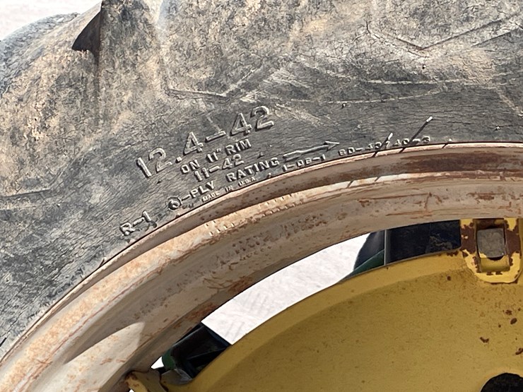 john-deere-3055-image-56