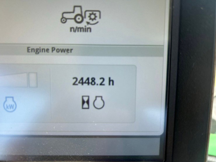 2017-john-deere-8270r-image-23