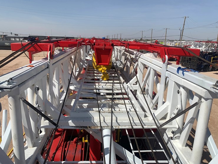 2012-caterpillar-c13-image-17