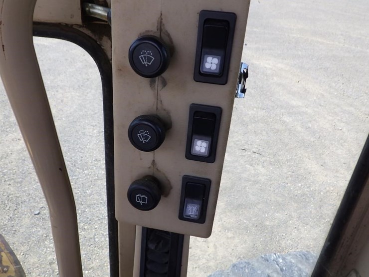 caterpillar-140h-image-71