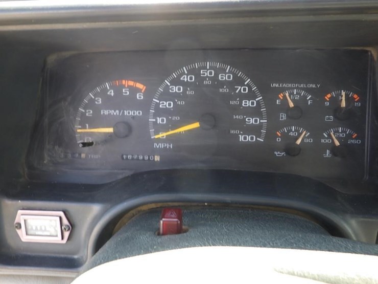 1996-gmc-3500-image-28